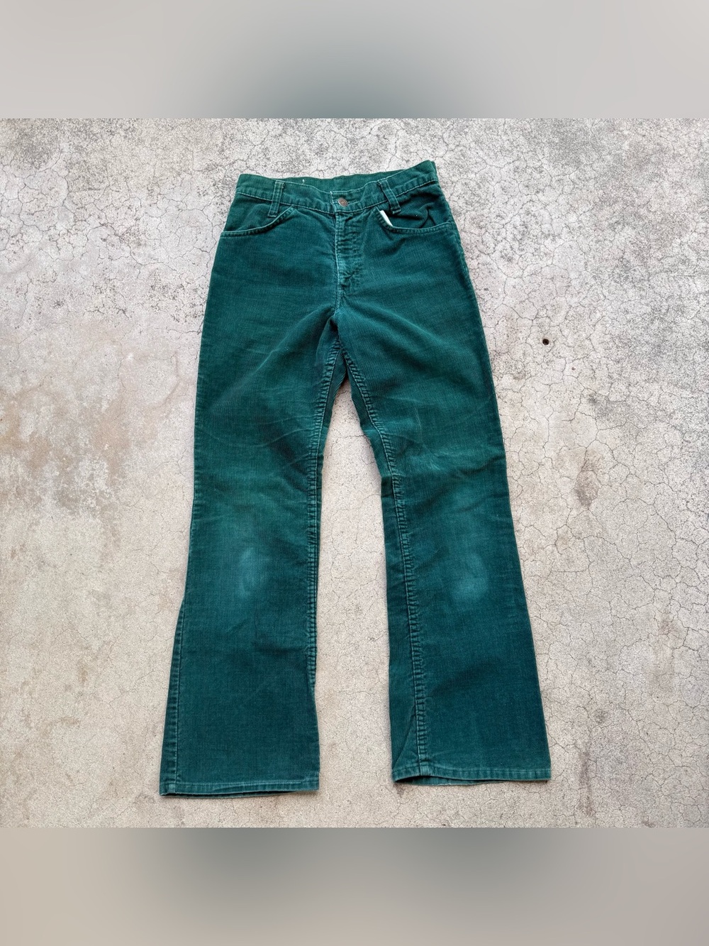 True Vintage 70’s Levi’s 746 Talon Zipper Green Corduroy Flare Pants Sz 25x27.5